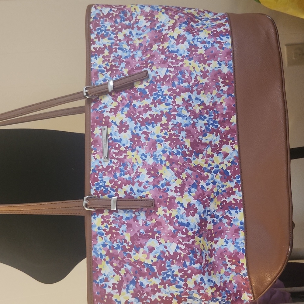 Fair condition NINE FLORAL SHOULDER BAG
